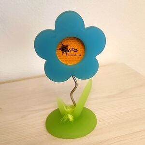 Flower shaped photo frame